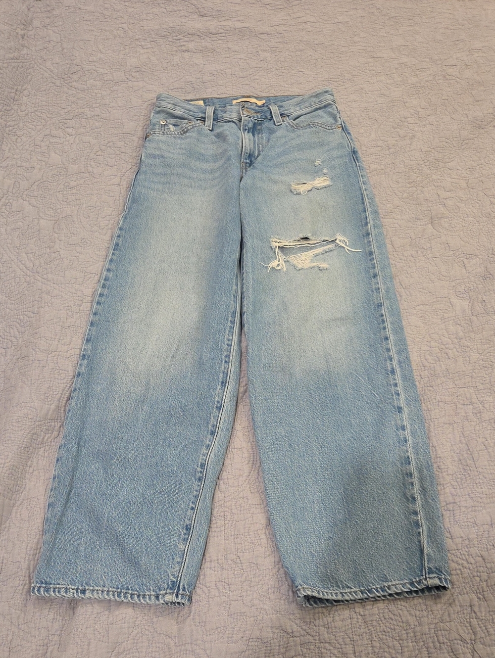 Levi's Premium Baggy Dad Distressed Jeans Light Wash Size 23!